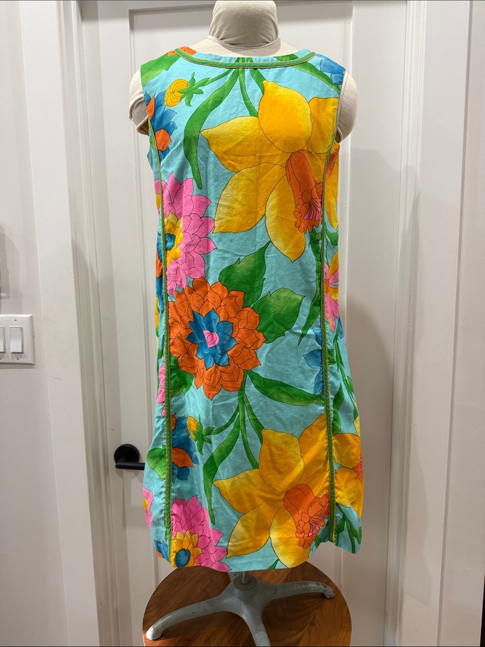 Park East Floral Dress in Aqua, Pink & Yellow M/L